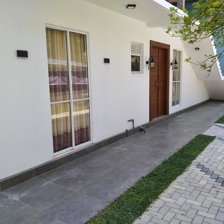 Golden Villa Ambalangoda  Exteriör bild